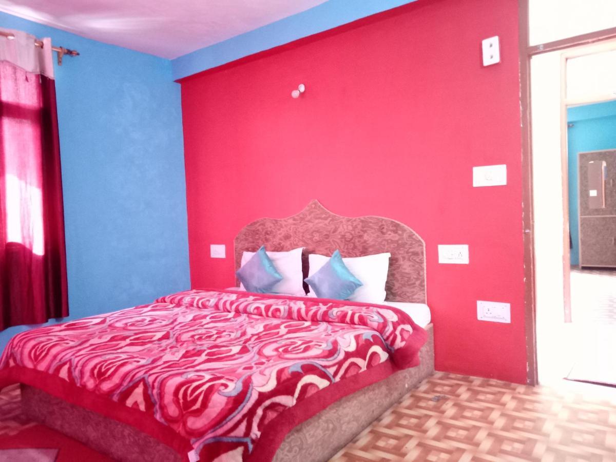 Non Stop Cafe Hostel & Stay Manāli Habitación foto